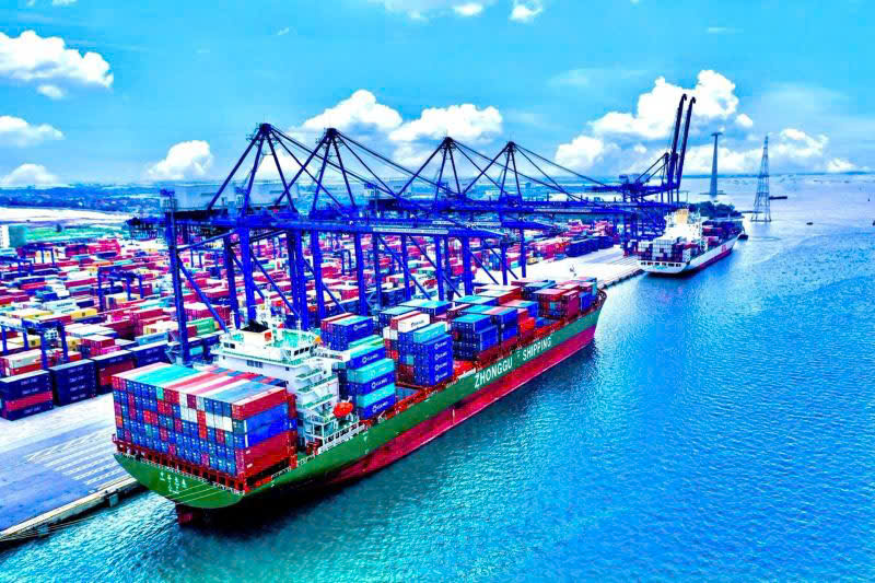🚢 HẢI PHÒNG PHÁ KỶ LỤC: ĐÓN SIÊU TÀU 214.000 DWT LỚN NHẤT TRONG LỊCH SỬ CẢNG BIỂN